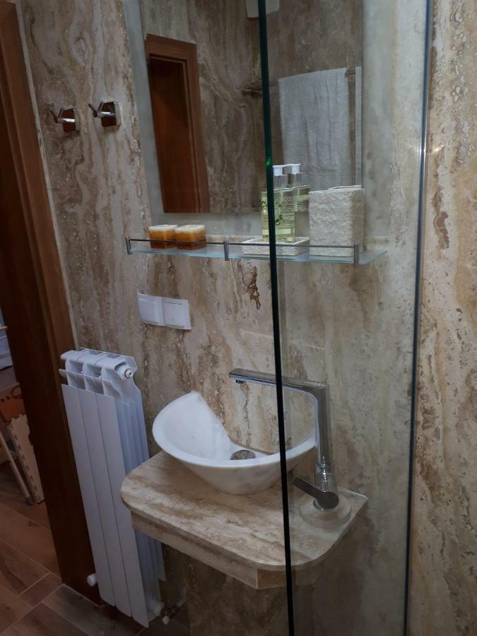 Apartment Art Veliko Tărnovo Exteriör bild