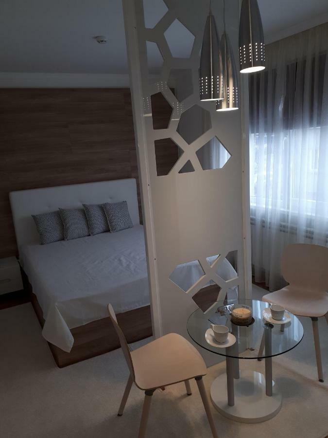 Apartment Art Veliko Tărnovo Exteriör bild