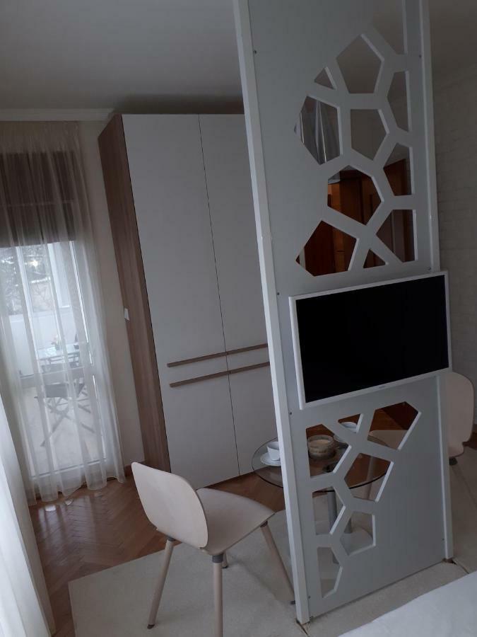 Apartment Art Veliko Tărnovo Exteriör bild