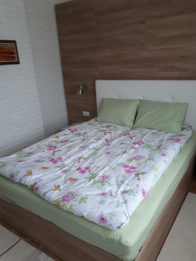 Apartment Art Veliko Tărnovo Exteriör bild