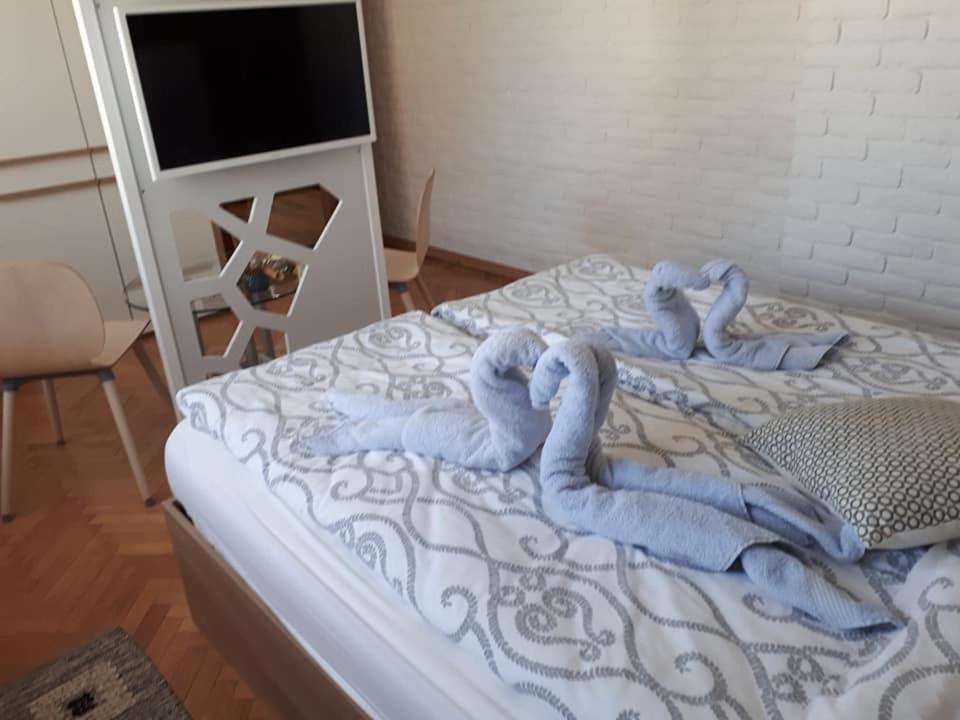 Apartment Art Veliko Tărnovo Exteriör bild